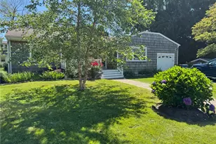 41 Dudley Ave, Newport, RI 02840 - Photo 34