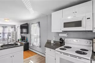 145 Sunbury St, Providence, RI 02908 - Photo 8