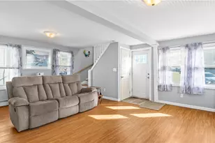 145 Sunbury St, Providence, RI 02908 - Photo 10