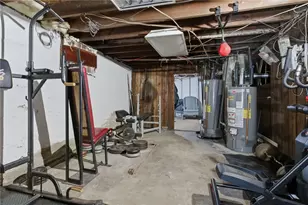 41 Utton Ave, Pawtucket, RI 02860 - Photo 34