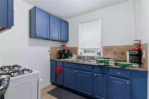 41 Utton Ave, Pawtucket, RI 02860 - Photo 6