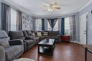 41 Utton Ave, Pawtucket, RI 02860 - Photo 2