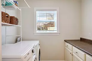 7 Court Ave, Barrington, RI 02806 - Photo 20