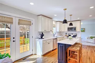 7 Court Ave, Barrington, RI 02806 - Photo 6