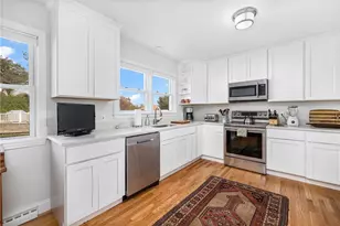 6 Cliff Terrace, Newport, RI 02840 - Photo 8