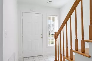 57 Lawton Brook Ln, Portsmouth, RI 02871 - Photo 4