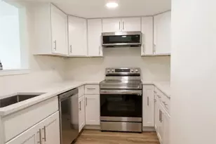 57 Lawton Brook Ln, Portsmouth, RI 02871 - Photo 6