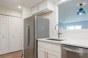 57 Lawton Brook Ln, Portsmouth, RI 02871 - Photo 8