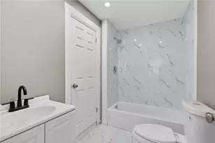15 Baltimore St, Providence, RI 02909 - Photo 26