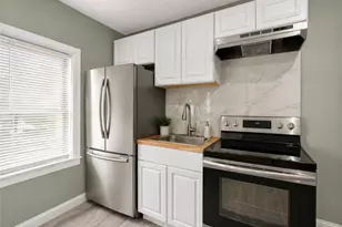 15 Baltimore St, Providence, RI 02909 - Photo 22
