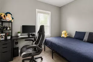 15 Baltimore St, Providence, RI 02909 - Photo 12