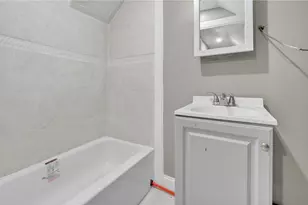 15 Baltimore St, Providence, RI 02909 - Photo 18