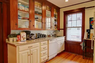 132 11th St, Providence, RI 02906 - Photo 6