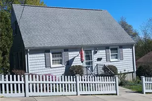 39 Horace St, Providence, RI 02909 - Photo 2