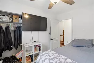 16 Brown St, North Providence, RI 02904 - Photo 10