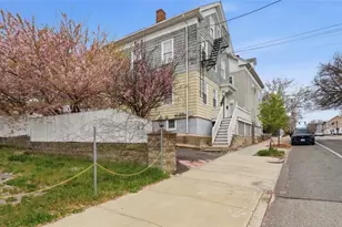 194 Gano St, Providence, RI 02906 - Photo 2