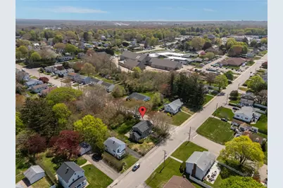 42 Westminster Street, Westerly, RI 02891 - Photo 2