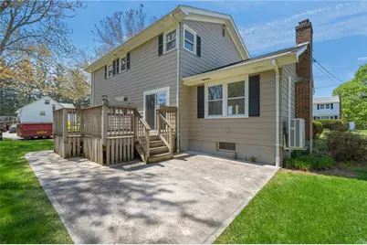 42 Westminster Street, Westerly, RI 02891 - Photo 38