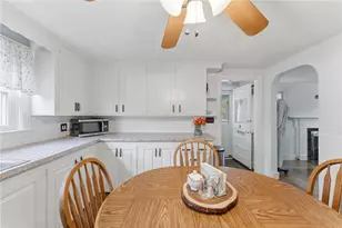 40 Shortway Dr, West Warwick, RI 02893 - Photo 14