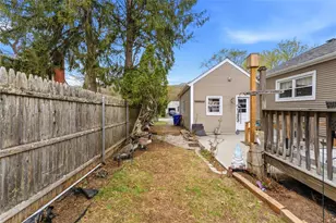 40 Shortway Dr, West Warwick, RI 02893 - Photo 6