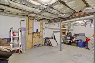 1124 Narragansett Blvd, Cranston, RI 02905 - Photo 44