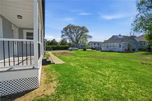 45 Metropolitan Park Dr, East Providence, RI 02915 - Photo 20