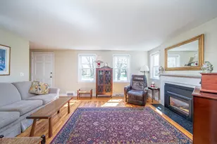 33 Pilgrim Dr, Warwick, RI 02888 - Photo 14