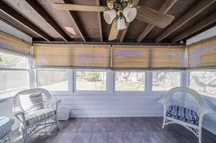 33 Pilgrim Dr, Warwick, RI 02888 - Photo 10