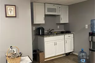 499 Potters Ave, Providence, RI 02907 - Photo 16