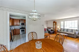 39 Francis Rd, Glocester, RI 02857 - Photo 12