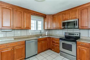 39 Francis Rd, Glocester, RI 02857 - Photo 14