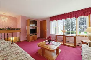290 Stony Acre Dr, Cranston, RI 02920 - Photo 8