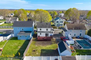 20 E Barrows St, Cumberland, RI 02864 - Photo 22