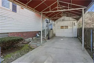 66 Edgehill Rd, Providence, RI 02906 - Photo 32