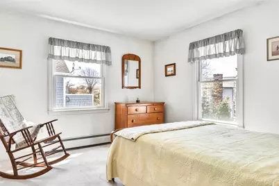 110 Houston Avenue, Narragansett, RI 02882 - Photo 24