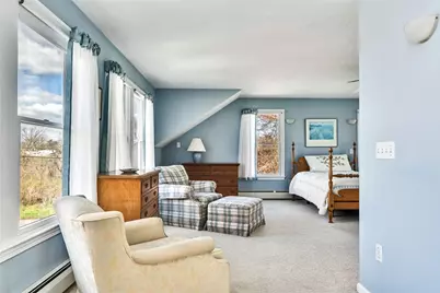 110 Houston Avenue, Narragansett, RI 02882 - Photo 20