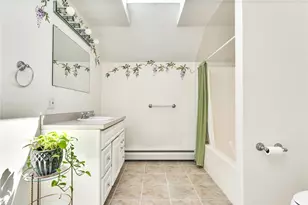 110 Houston Ave, Narragansett, RI 02882 - Photo 22