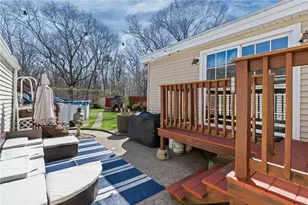 19 Annette Ave, Pawtucket, RI 02861 - Photo 34
