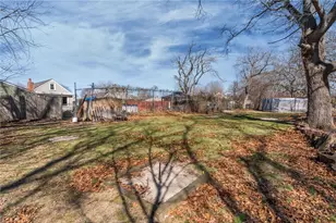 19 Annette Ave, Pawtucket, RI 02861 - Photo 42