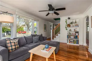 99 Dryden Blvd, Warwick, RI 02888 - Photo 4