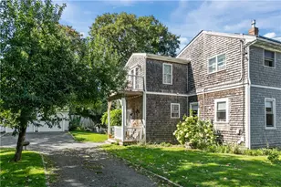 8 Johnson Ct, Newport, RI 02840 - Photo 4