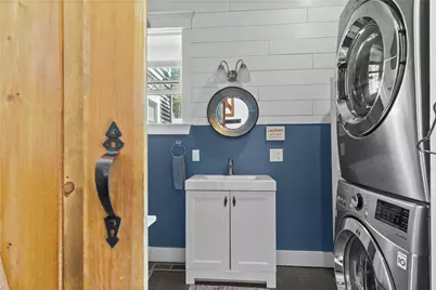 8 Johnson Court, Newport, RI 02840 - Photo 6