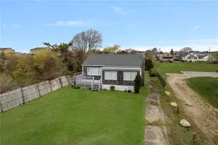 801 Ocean Rd, Narragansett, RI 02882 - Photo 12