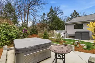 17 Morpheus Dr, Cumberland, RI 02864 - Photo 28