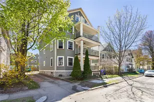 35 Exeter St, Providence, RI 02906 - Photo 2