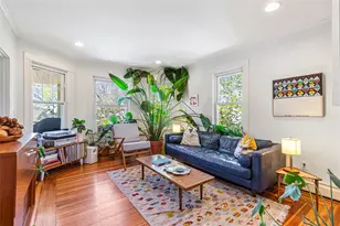 35 Exeter St, Providence, RI 02906 - Photo 6