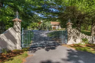 22 Brook View Dr, Scituate, RI 02831 - Photo 46