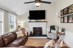 410 Field Hill Rd, Scituate, RI 02815 - Photo 8