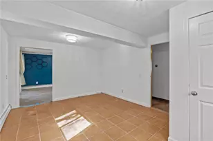 343 Hope Furnace Rd, Scituate, RI 02831 - Photo 12
