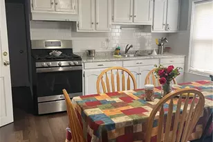 12 Third School St, Bristol, RI 02809 - Photo 2